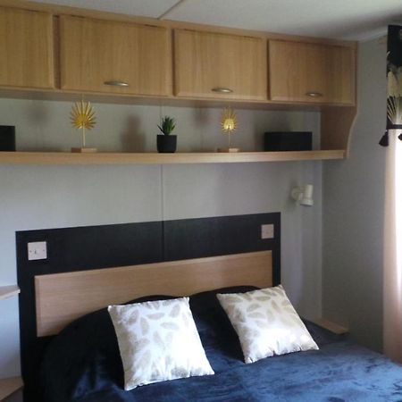 Mobil Home Chez Julie Verchaix Екстериор снимка