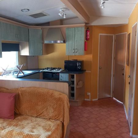Mobil Home Chez Julie Verchaix Екстериор снимка