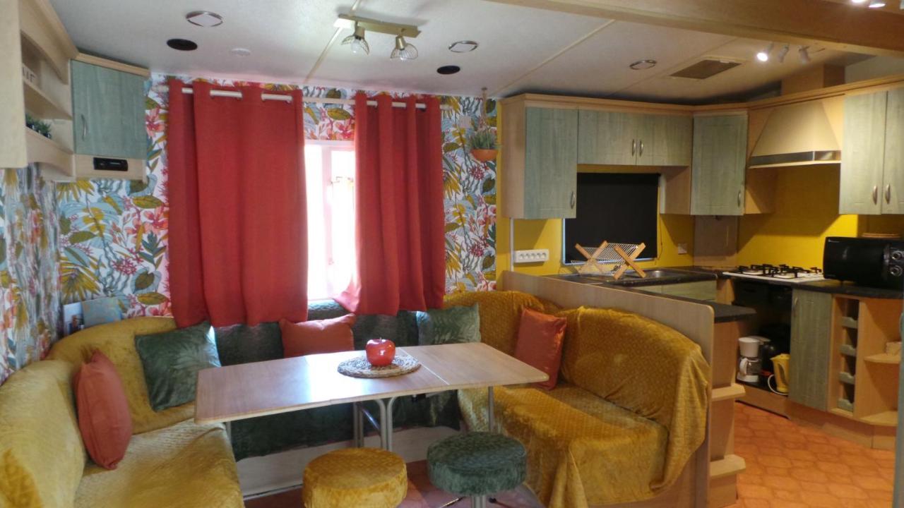 Mobil Home Chez Julie Verchaix Екстериор снимка
